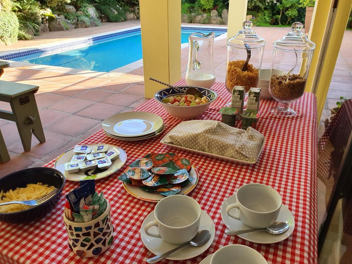 On Pinewood Guest House Cape Town Bagian luar foto