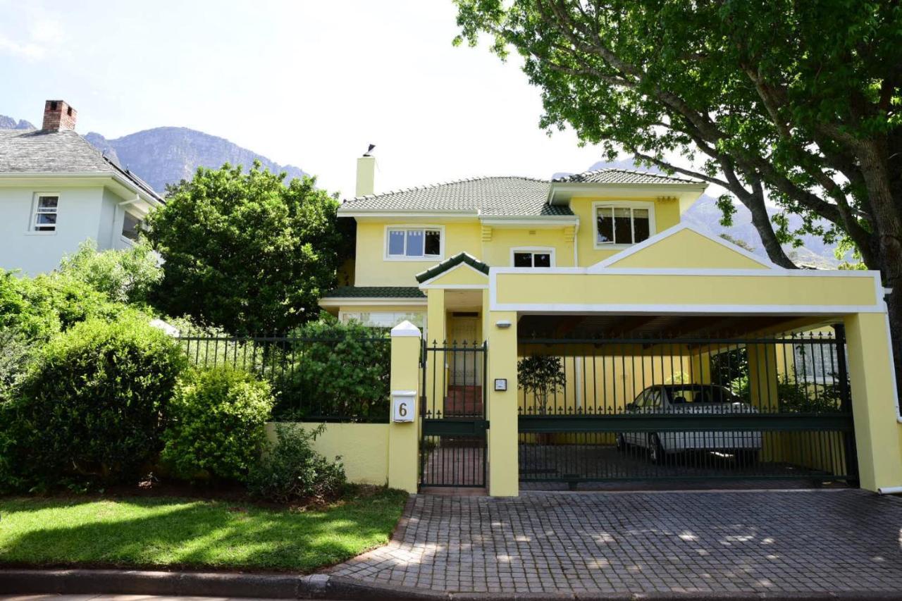 On Pinewood Guest House Cape Town Bagian luar foto
